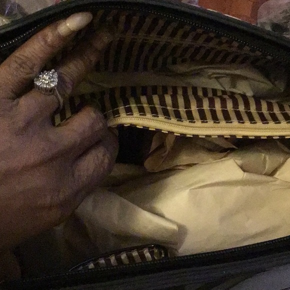 Handbag - Picture 4 of 6